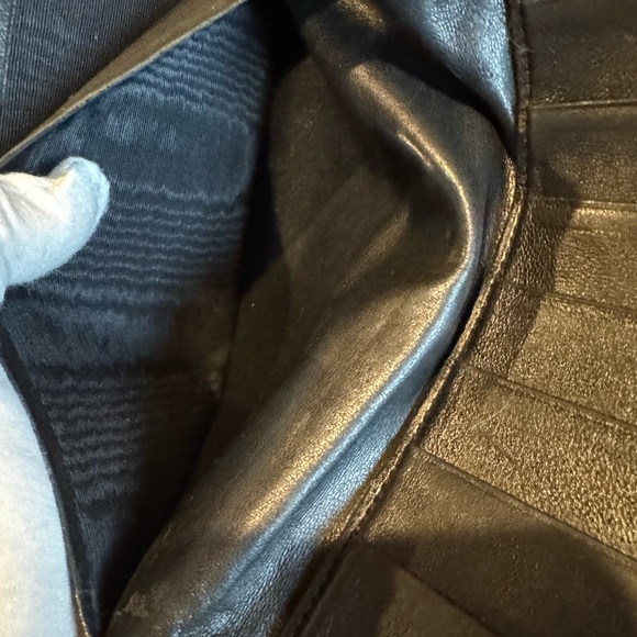 CHANEL Bicolore Quilted Lambskin Long Bifold Wallet Black - Picture 11 of 15